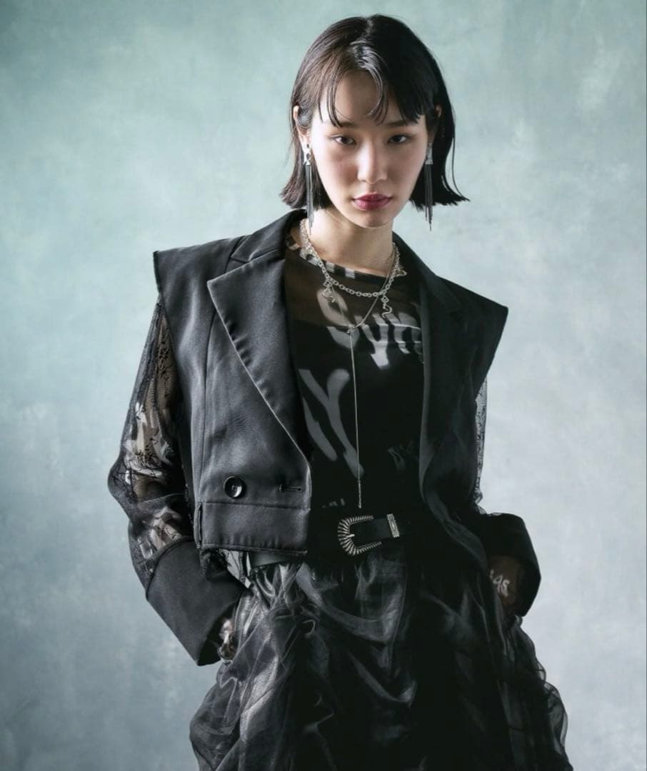 HARE EDGY MODE ソデレースショートジャケット