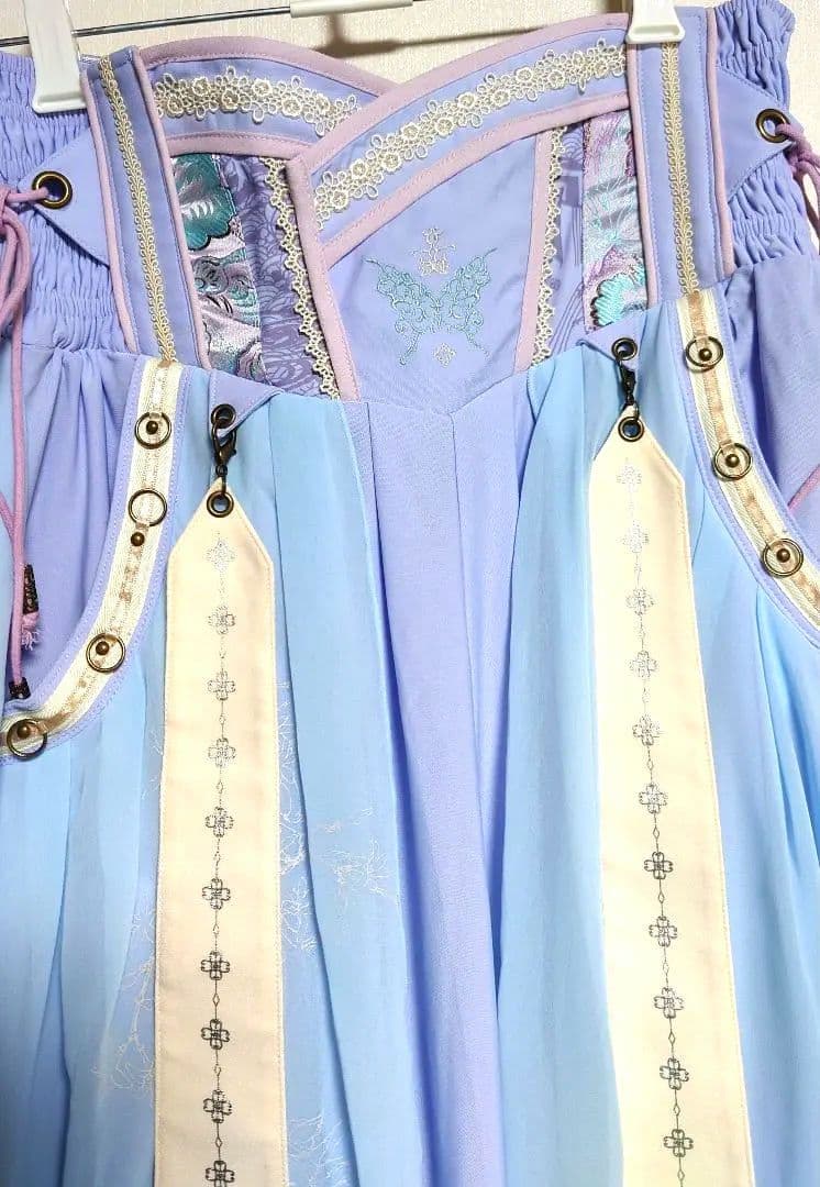 〇 OZZ ONESTE 青水色 ガウチョパンツ 蝶刺繍