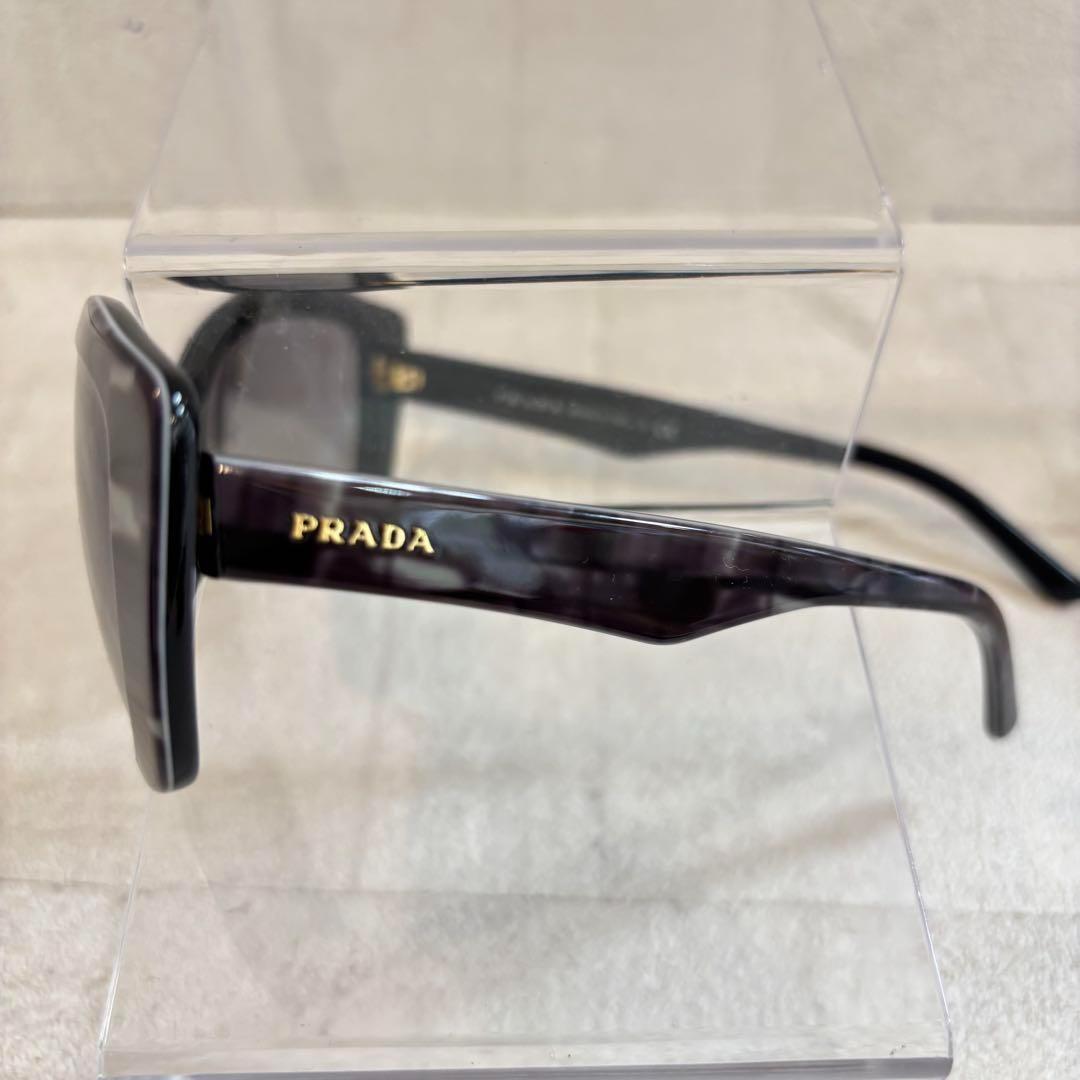 【美品】プラダ　PRADA☆サングラス ブラック ケース付き　パープル　795