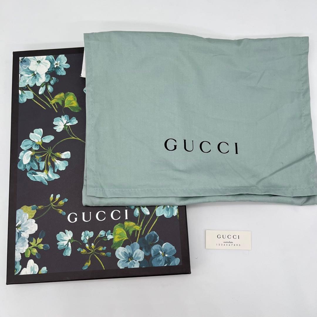 GUCCI セカンドバッグ GGスプリーム ブルームス ロゴ型押し 付属品付き