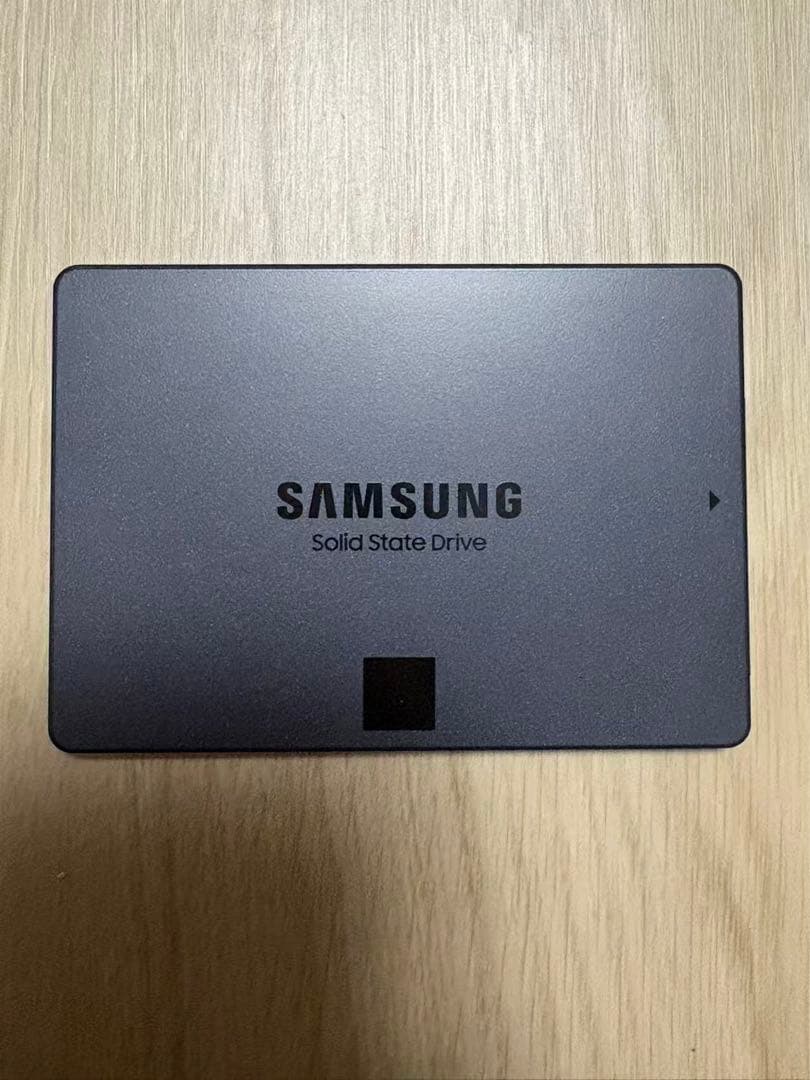 SAMSUNG SSD 870 QVO SATA 2.5インチ 1TB