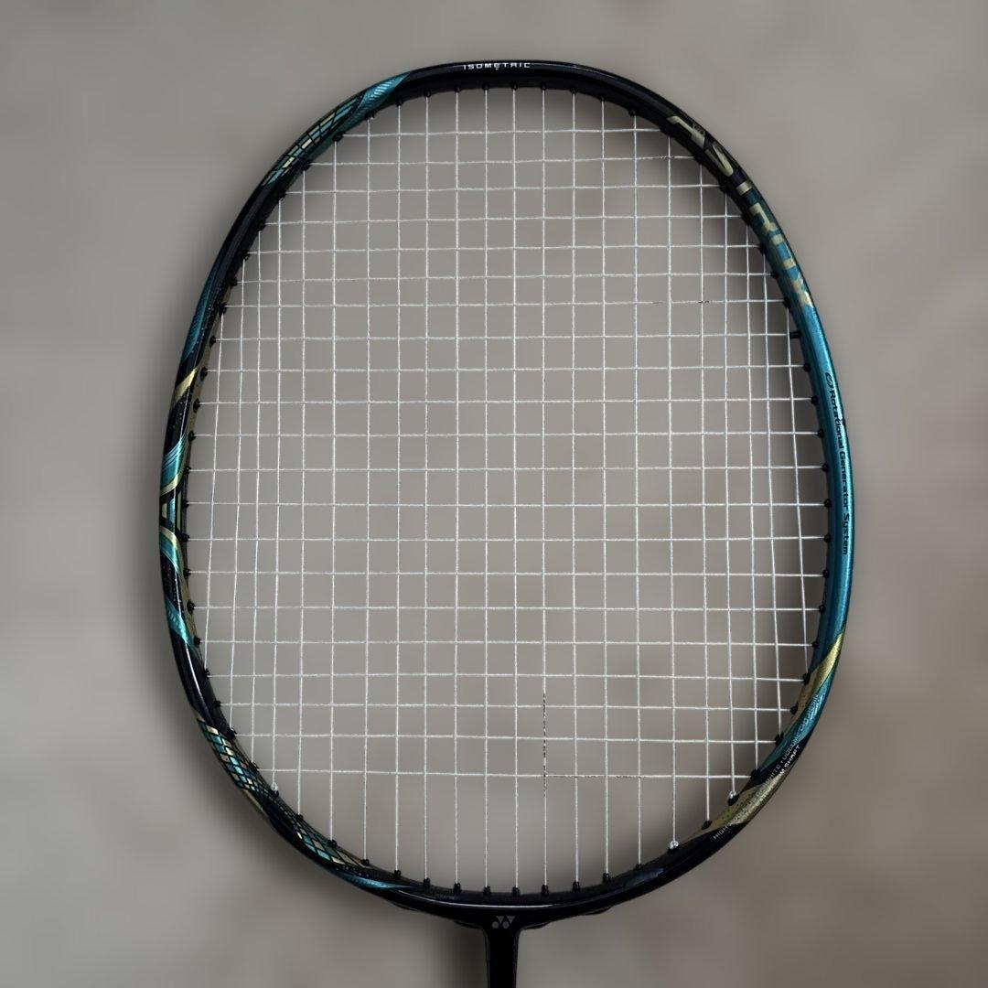 ヨネックス　ASTROX 88S pro バドミントンラケット
