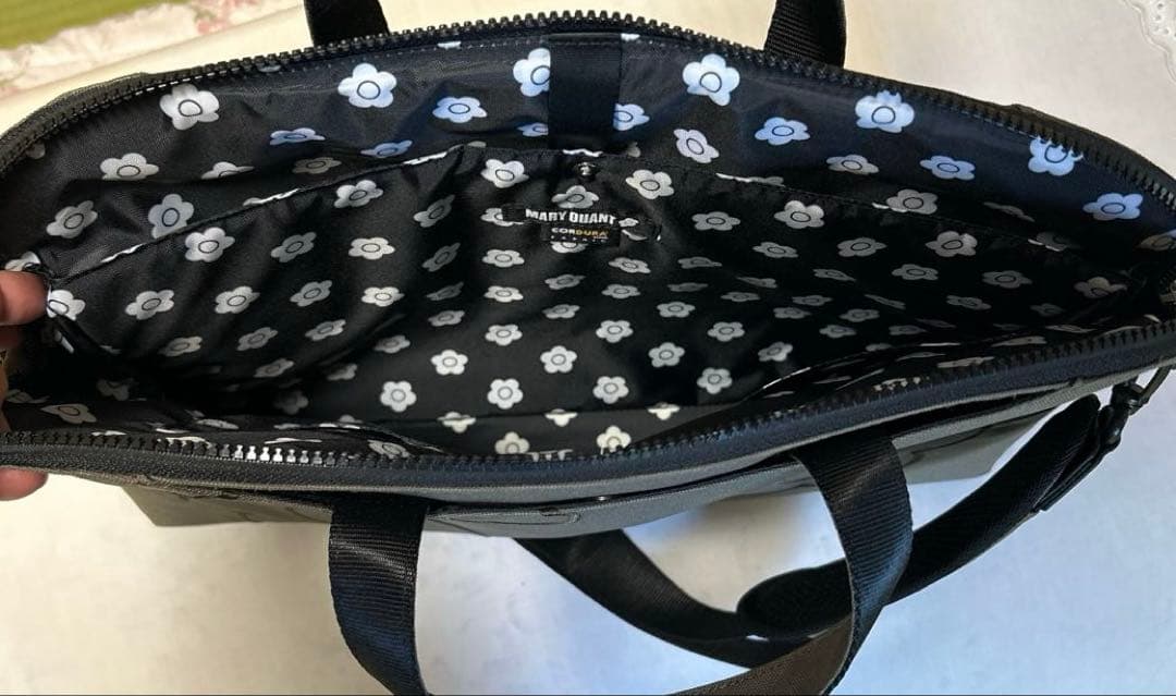 MARY QUANTビジネスPCバッグ