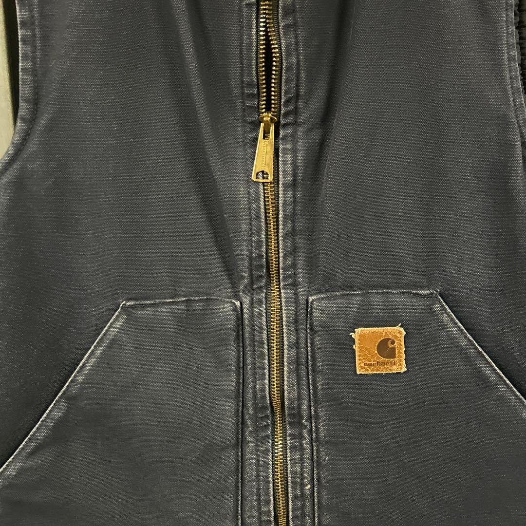 Carhartt ネイビージップアップダックベスト