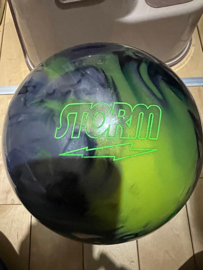 あ*ー様 Storm Electrify ボウリングボール 15lbp