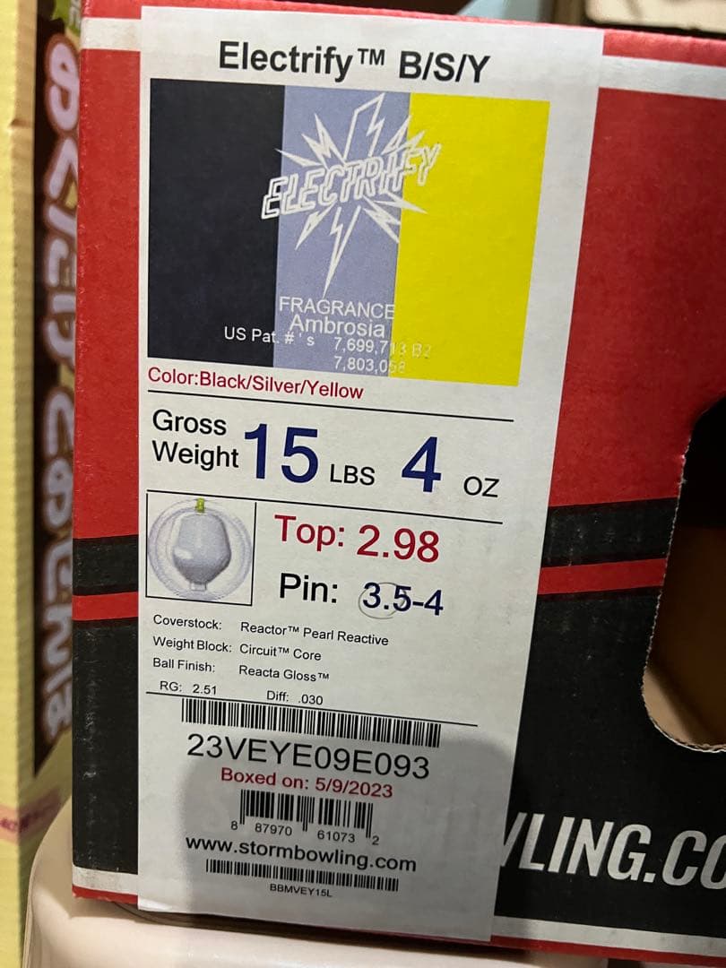 あ*ー様 Storm Electrify ボウリングボール 15lbp