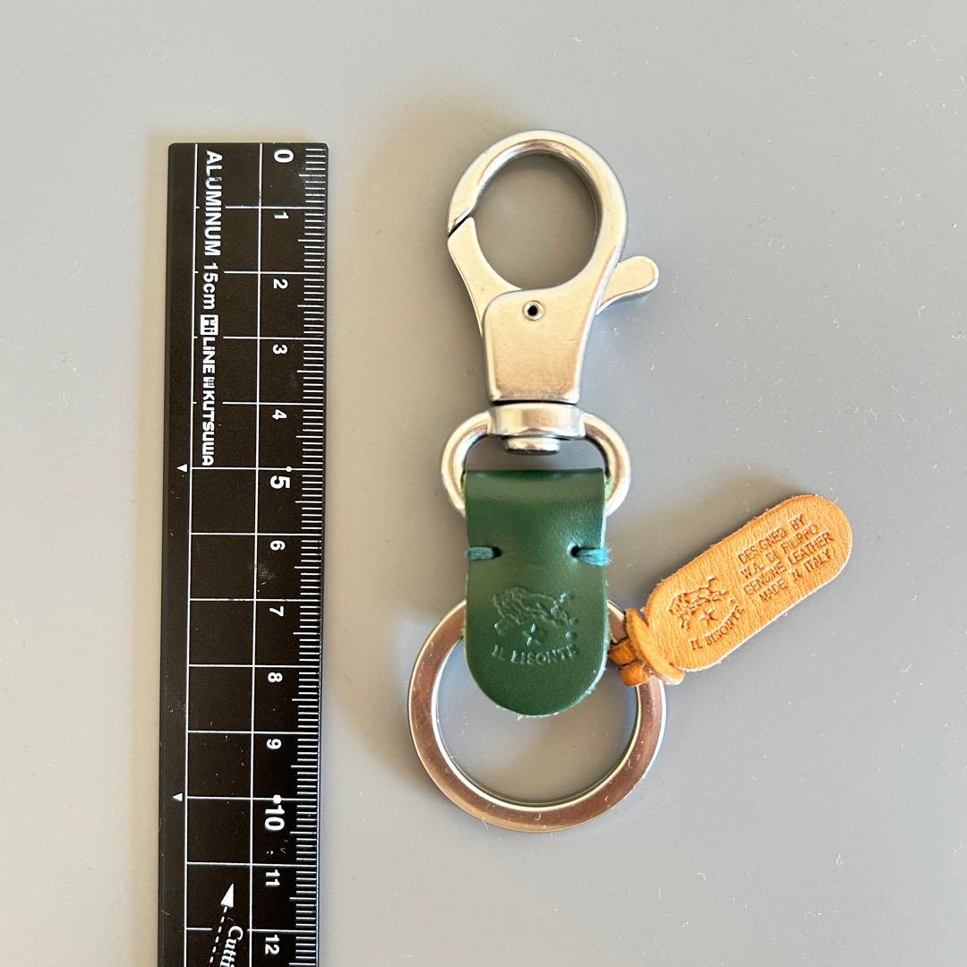 IL BISONTE グリーンレザーキーホルダー