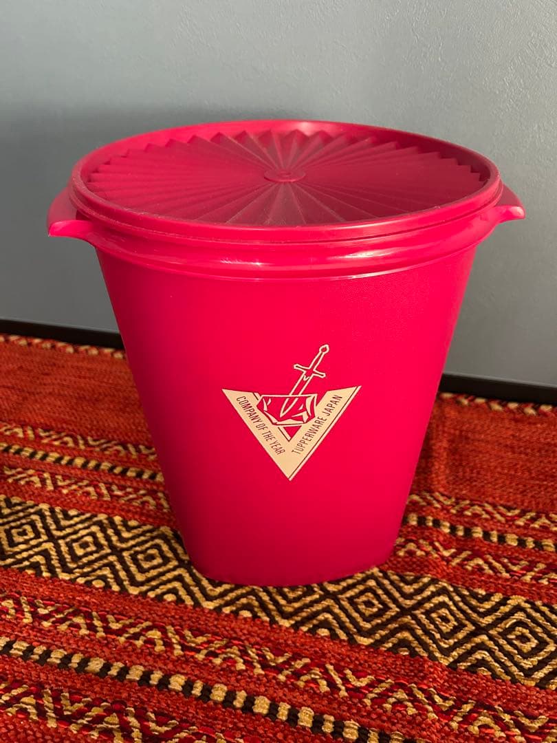 タッパーウェア マキシクイーンピンク 保存容器