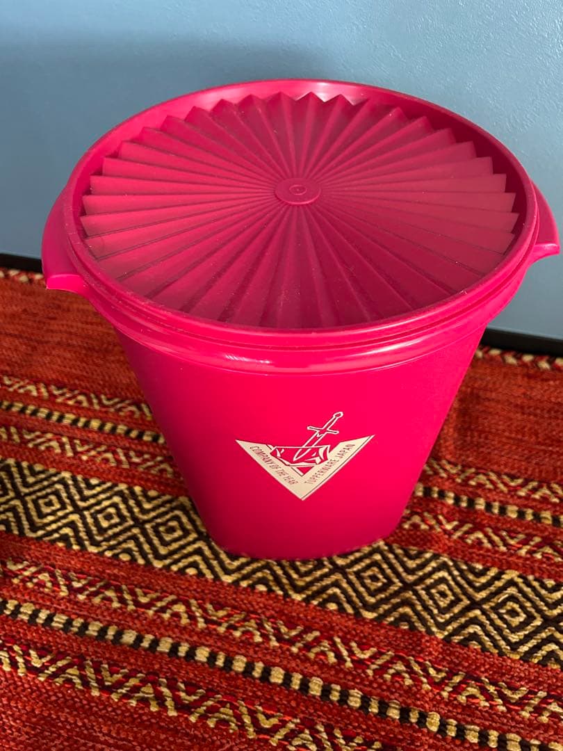 タッパーウェア マキシクイーンピンク 保存容器