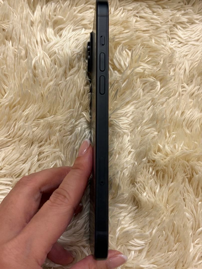 Apple iPhone 15 Plus ブラック SIMフリー 128GB