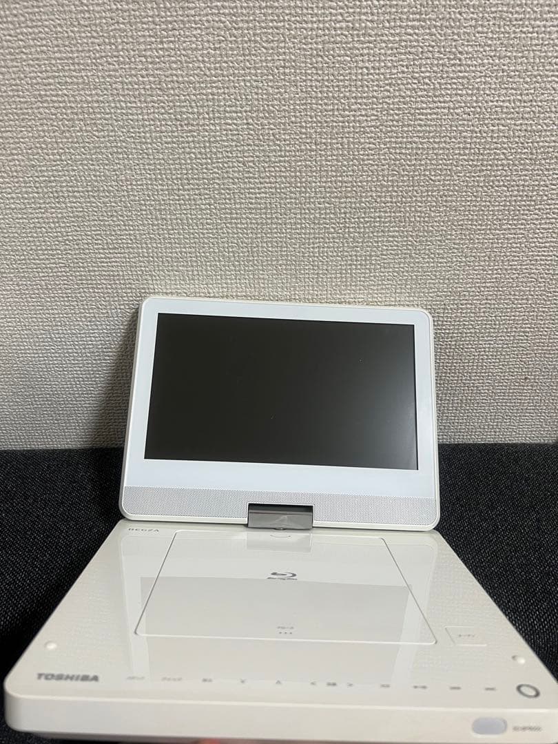 【早い者勝ちセール】TOSHIBA REGZA ポータブルブルーレイプレーヤー