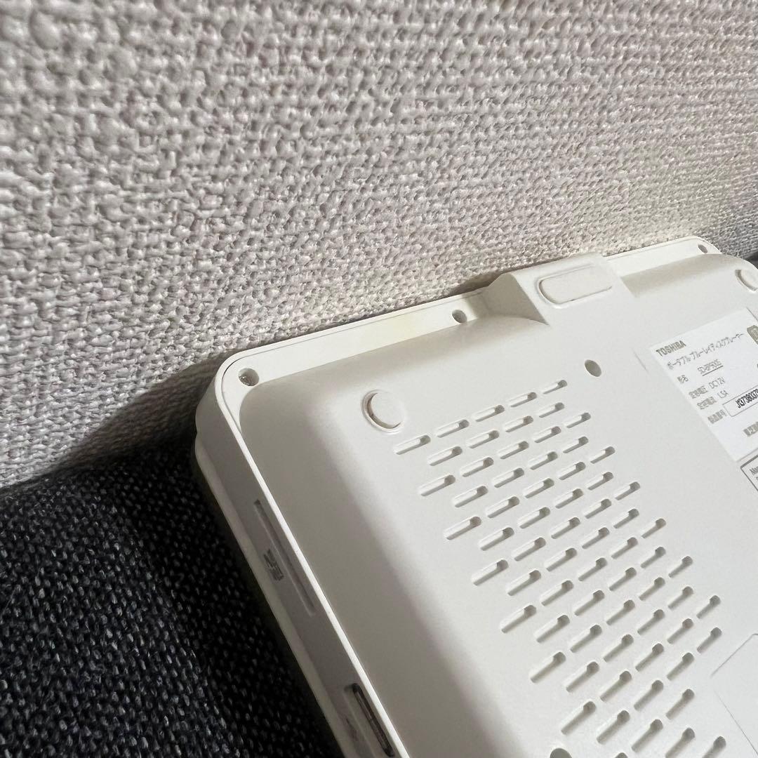 【早い者勝ちセール】TOSHIBA REGZA ポータブルブルーレイプレーヤー