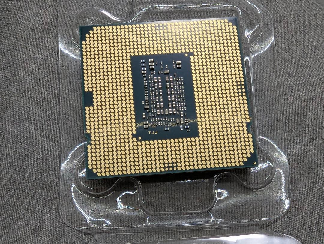 Intel Core i3-10105 第10世代 内蔵グラフィック有り