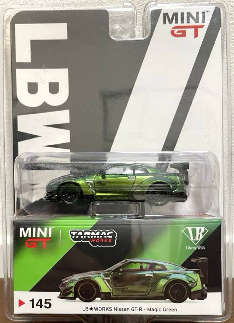 ミニカー MINIGT LIBERTY WALK GT-RR35 Magic Green