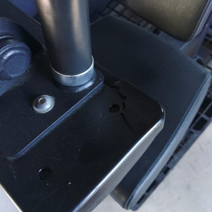 レッグカール（引取り限定）