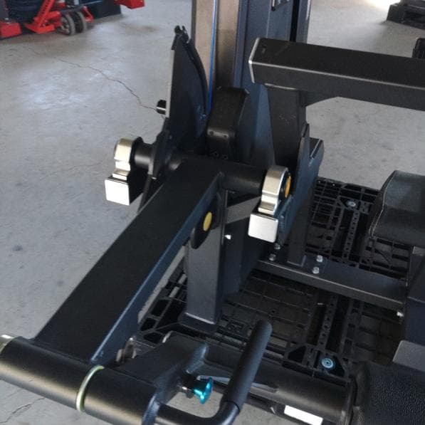 レッグカール（引取り限定）