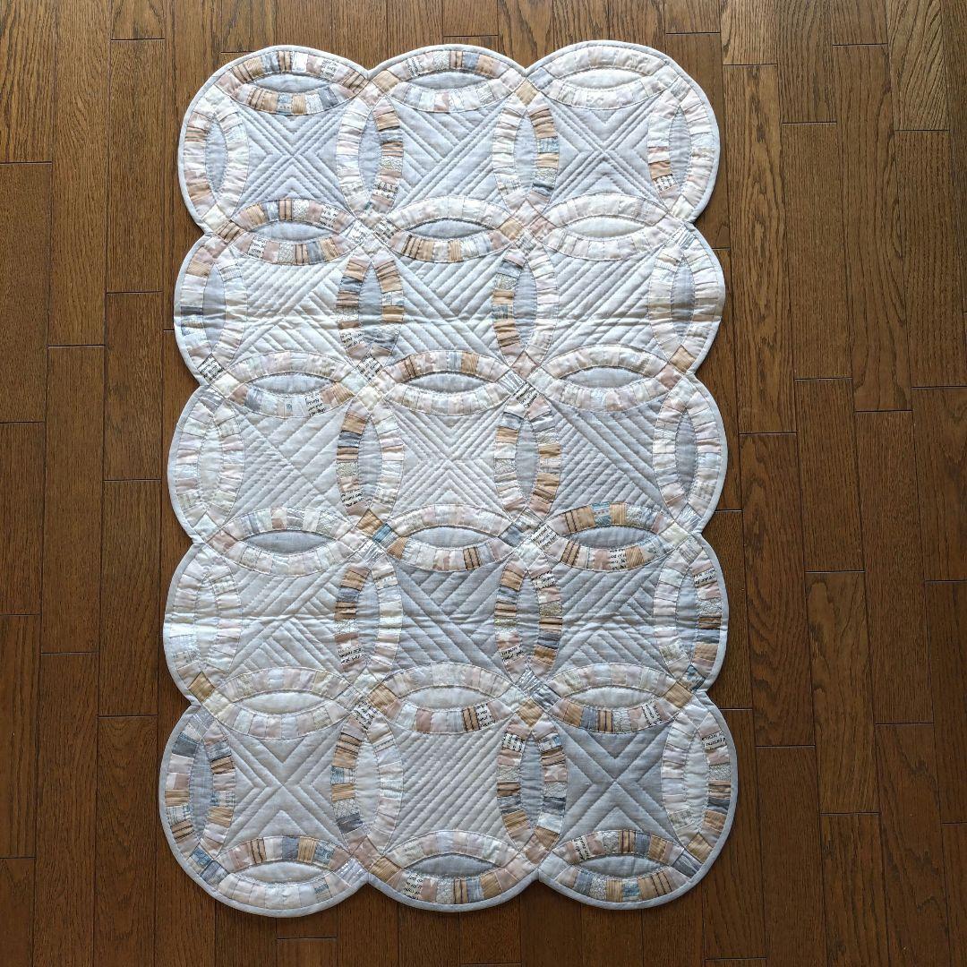 パッチワークキルト タペストリー〈ダブルウェディング〉