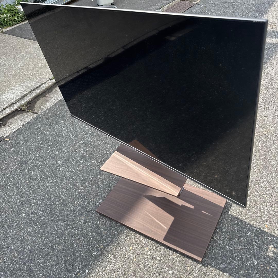 Hisense 50E7H 50インチ液晶テレビ（テレビ台付き）　2023年式