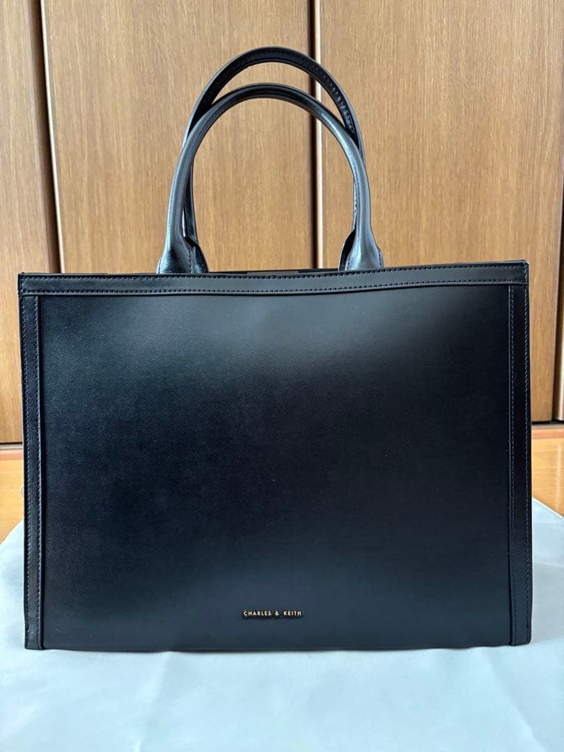 CHARLES & KEITH 黒 トートバッグ