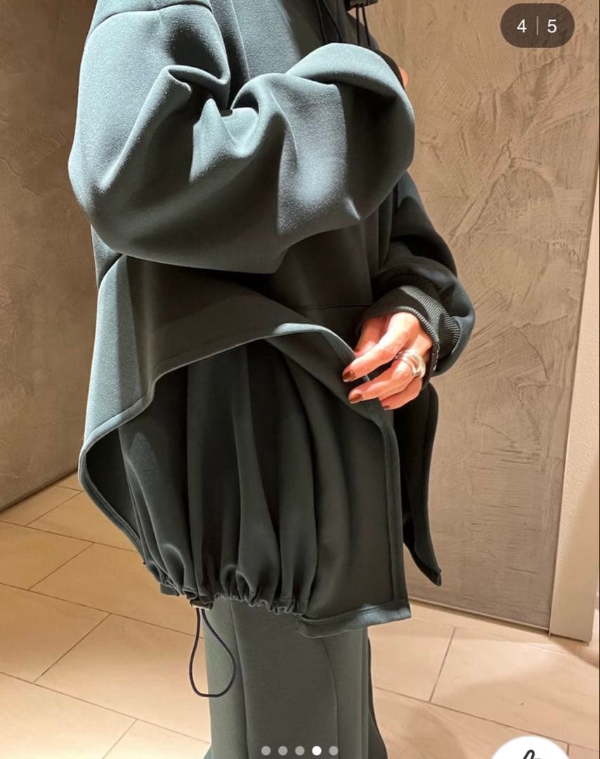 SIDE PARTS DETAIL HOODIEサイドパーツディテールフーディー