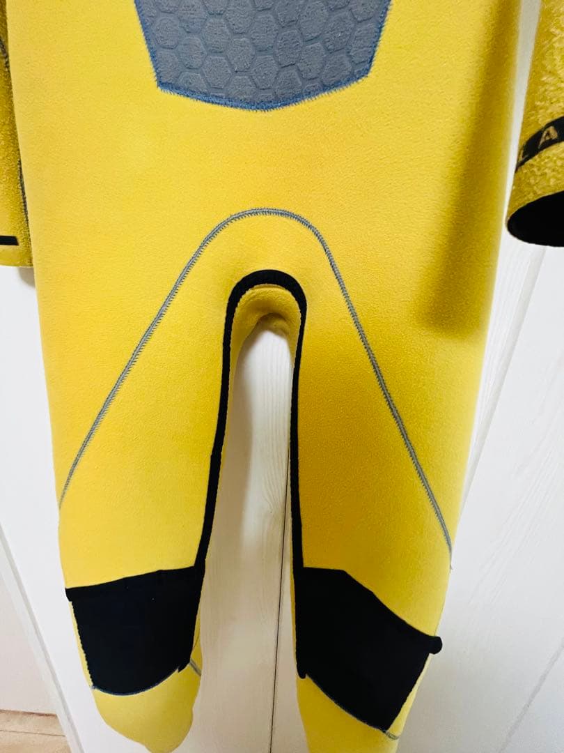 (値下げしました)blacklist セミドライスーツ　all3mm