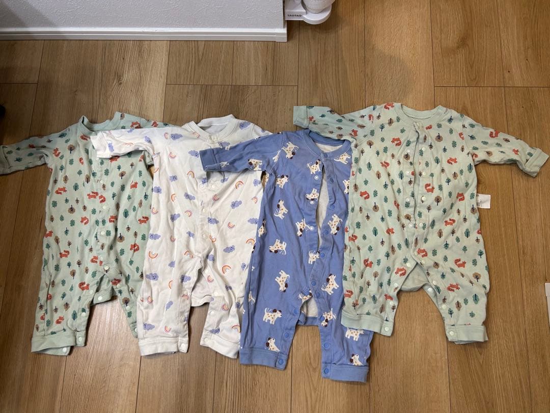 赤ちゃん用品　まとめ売り【スリーパー付き】