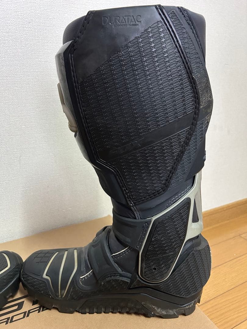 バイクウェア・装備 Fox Instinct