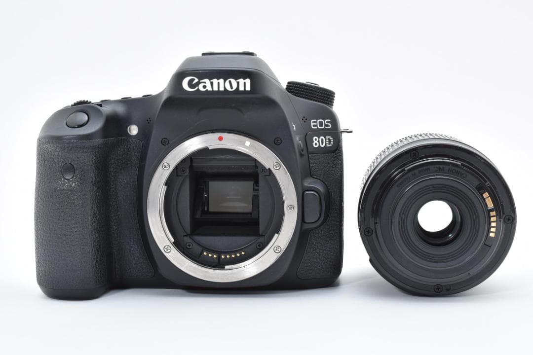 ■ 美品 ■ キヤノン　Canon EOS 80D レンズキット