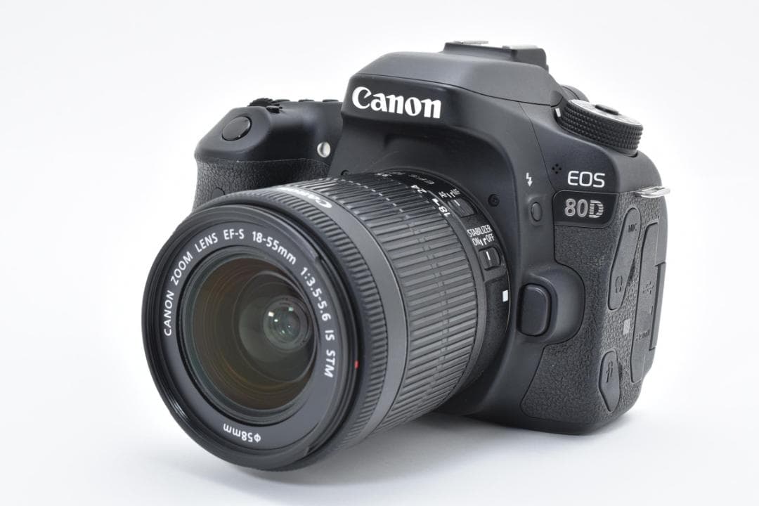 ■ 美品 ■ キヤノン　Canon EOS 80D レンズキット