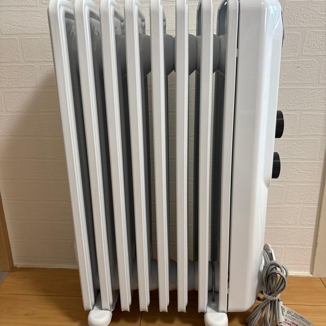 美品　De'Longhi エコモード搭載オイルヒーター