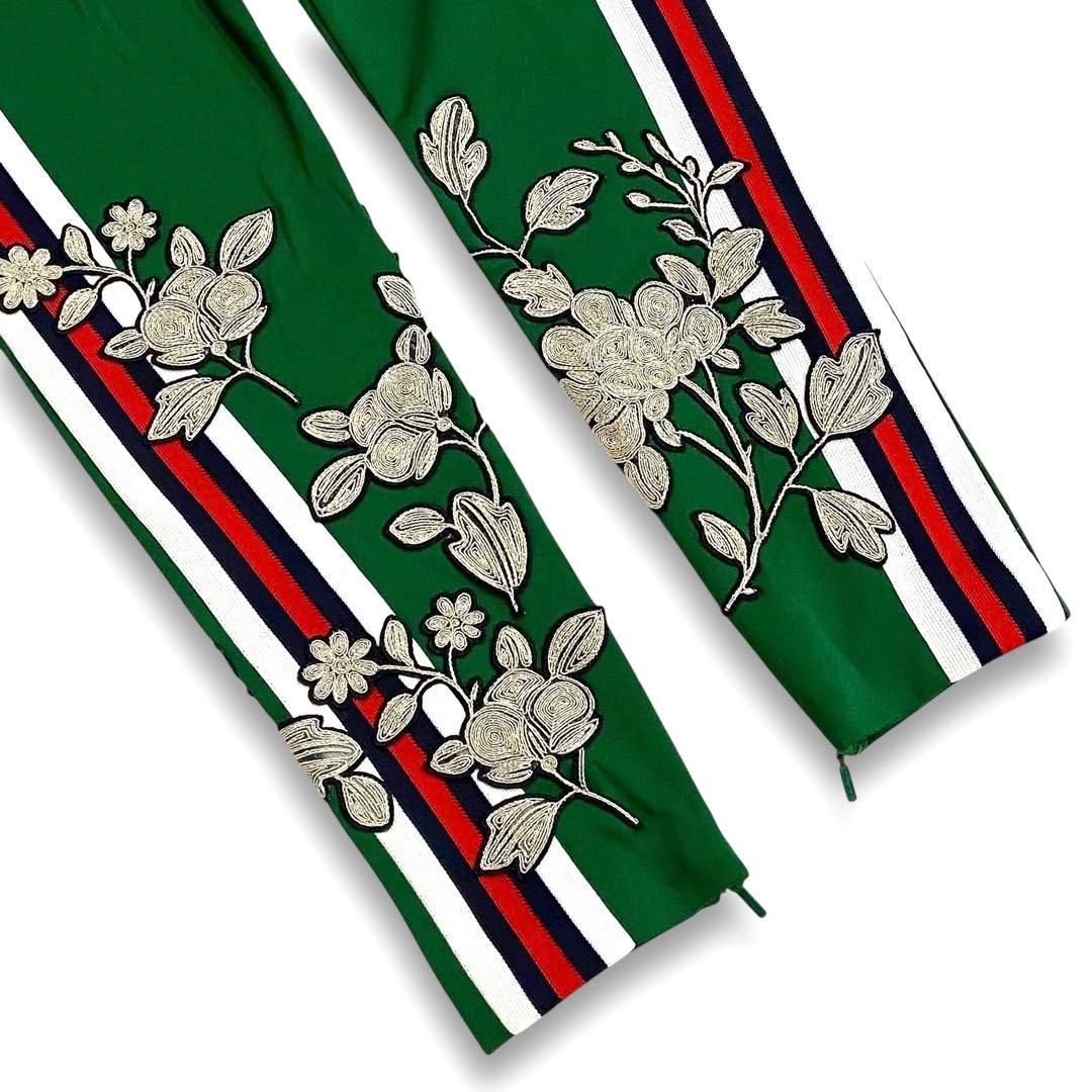 美品ꕥグッチ 2017年ランウェイ 花柄刺繍 シェリーライン ジャージーレギンス