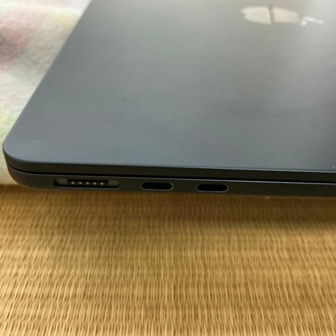 Macbook air M2 16GB 512GB　ミッドナイト