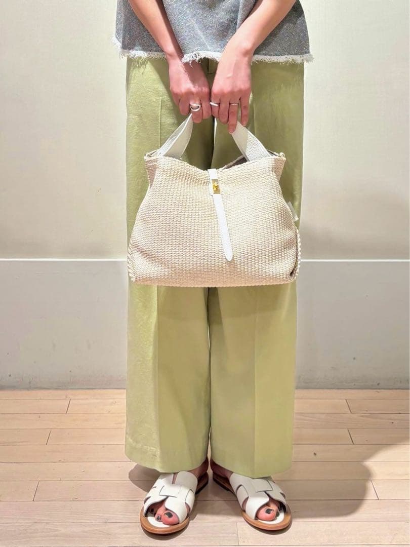 VIOLAd'ORO ヴィオラドーロ　ラフィアシート 2WAYトートバッグ