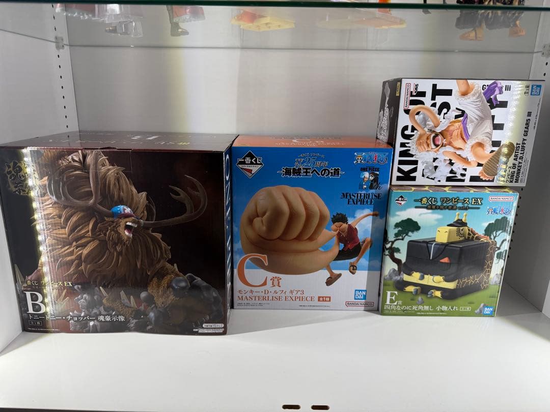 ワンピース　一番くじ　ギア3 チョッパー　ギア5 四角なのに死角無し　小物入れ