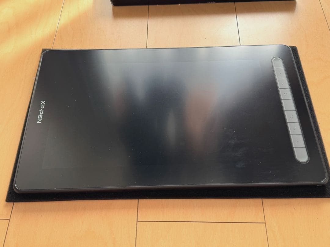 【美品】XPPen Artist13セカンド X3チップ搭載ペン 液晶タブレット