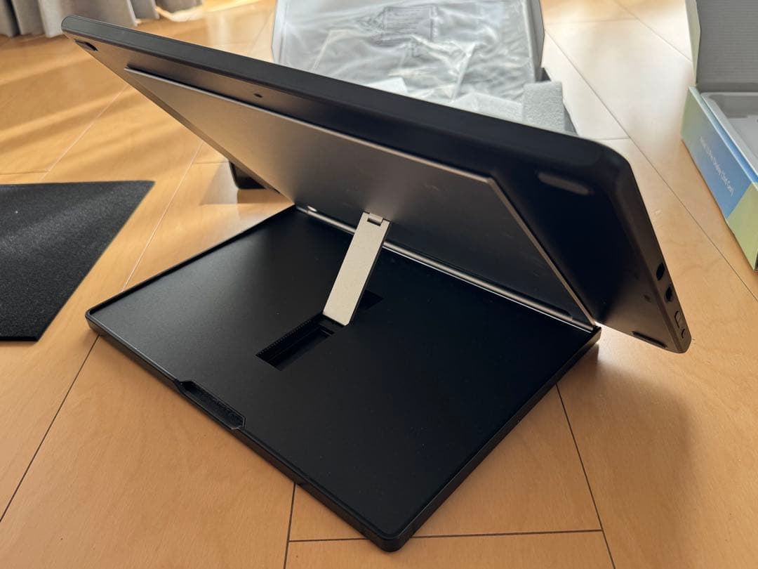 【美品】XPPen Artist13セカンド X3チップ搭載ペン 液晶タブレット