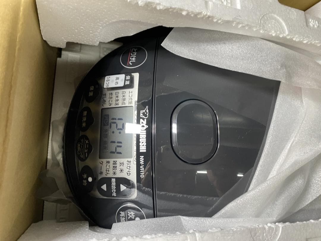 早いもの勝ち!! 未使用品 象印 IH 炊飯ジャー ブラック 1.0L 1