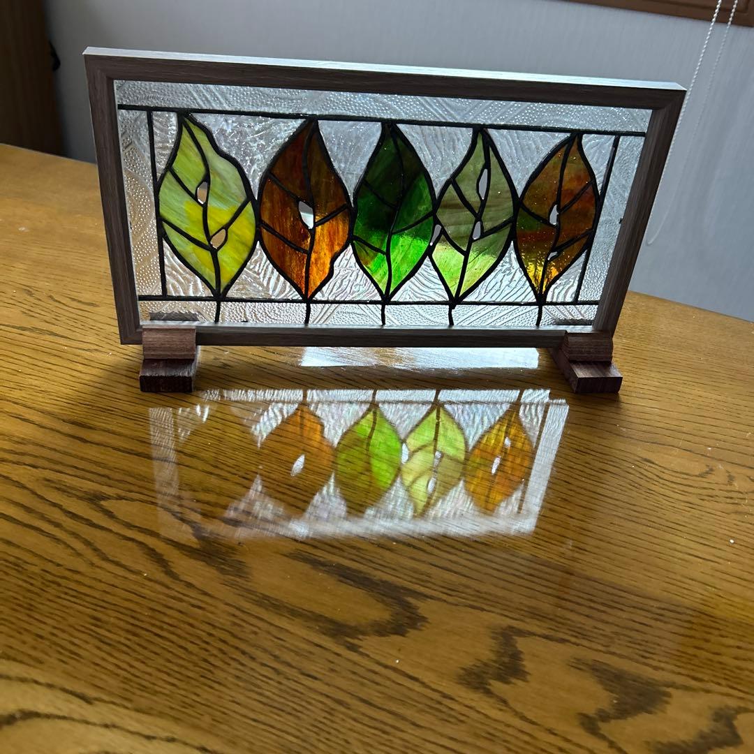 ステンドグラス　パネル秋の葉っぱ達11