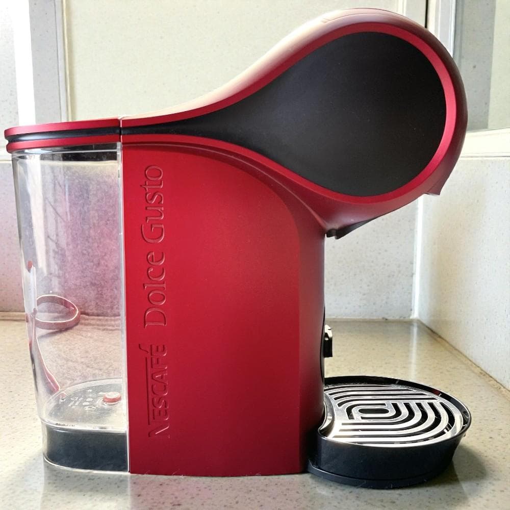 【美品】ネスカフェ ドルチェグスト ジェニオ エス タッチ EF1058 レッド