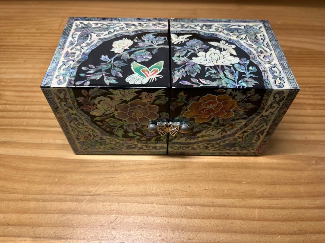 螺鈿装飾　ジュエリーボックス
