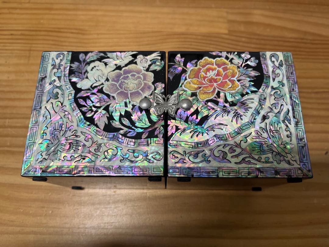 螺鈿装飾　ジュエリーボックス