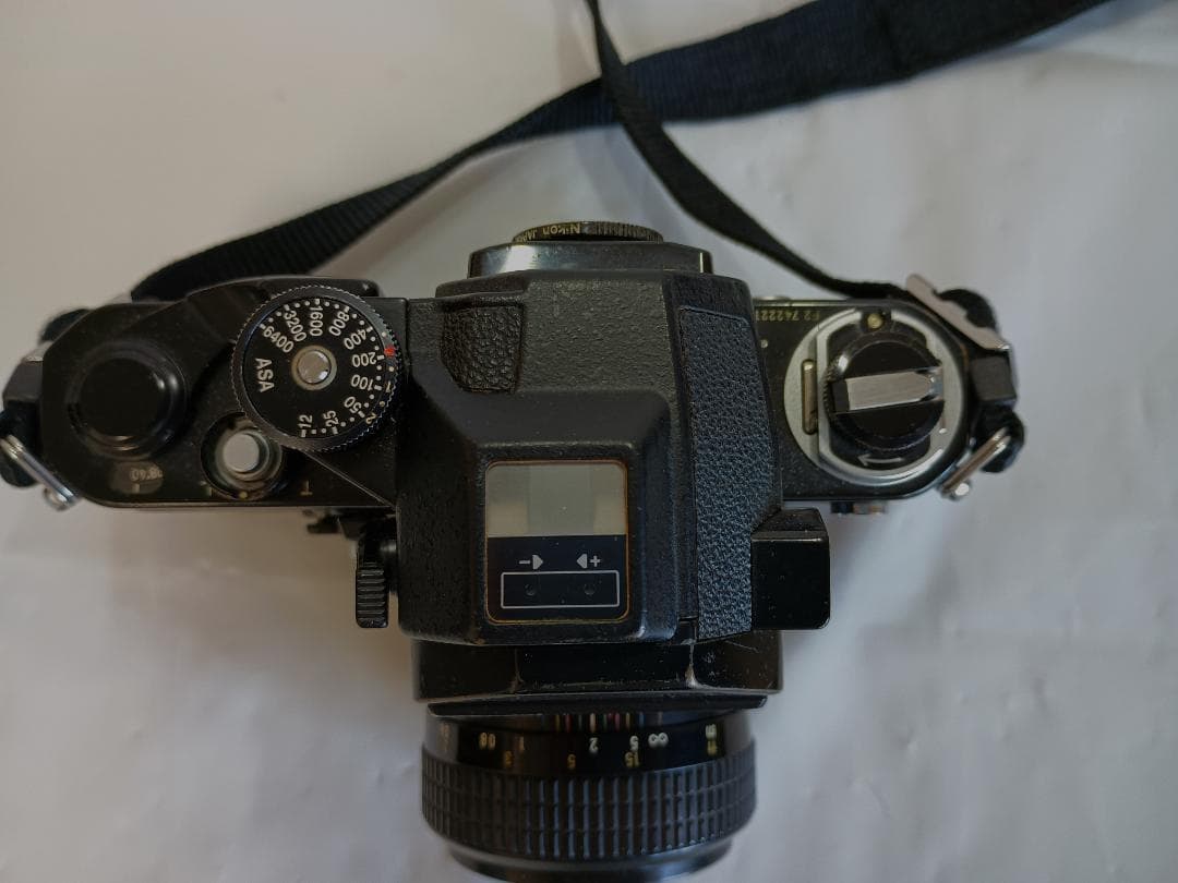 Nikon Ｆ２　フォトミックＳ Nikkor 35mm　ｆ2.8レンズ付き