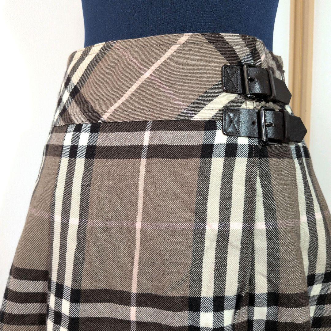 バーバリーブルーレーベル　ブラウン系　ミニスカート　レザーベルト　チェック　S