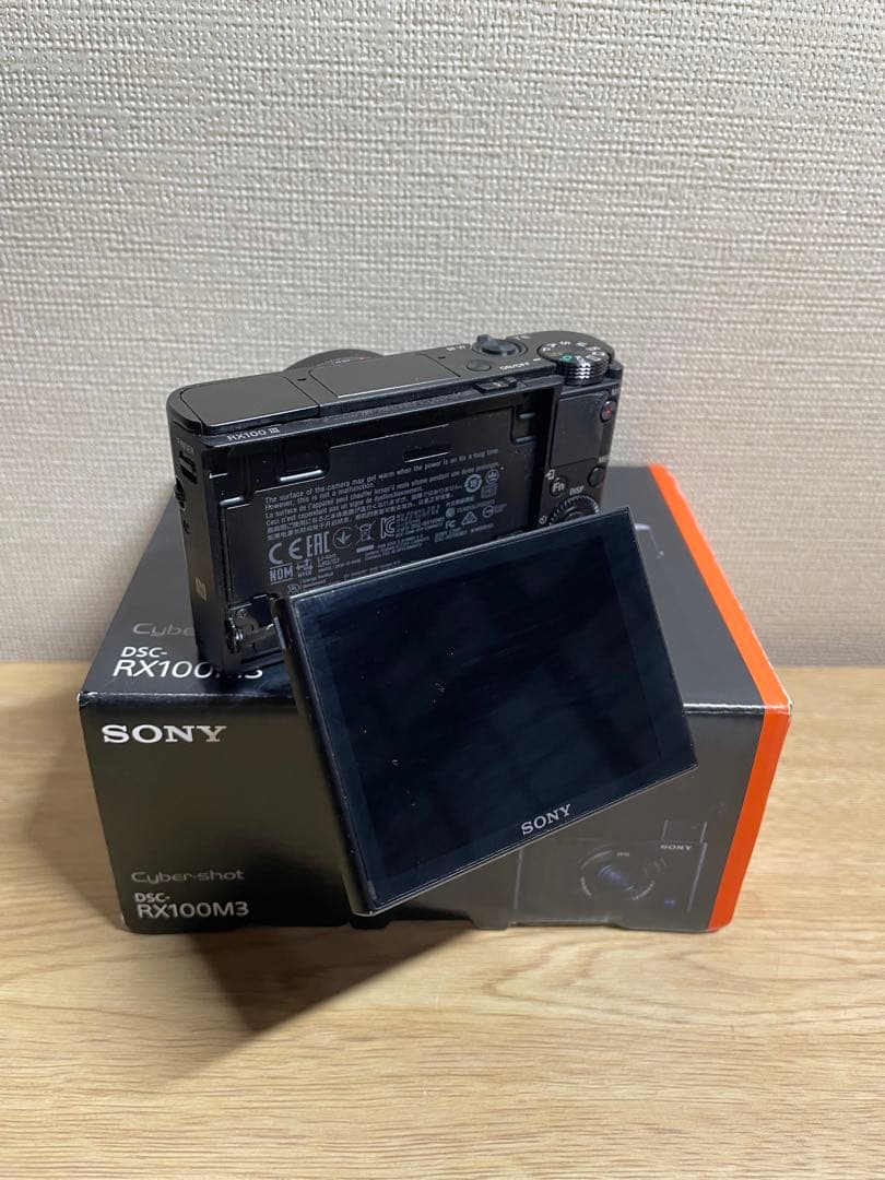 SONY Cyber-shot DSC-RX100M3 本体
