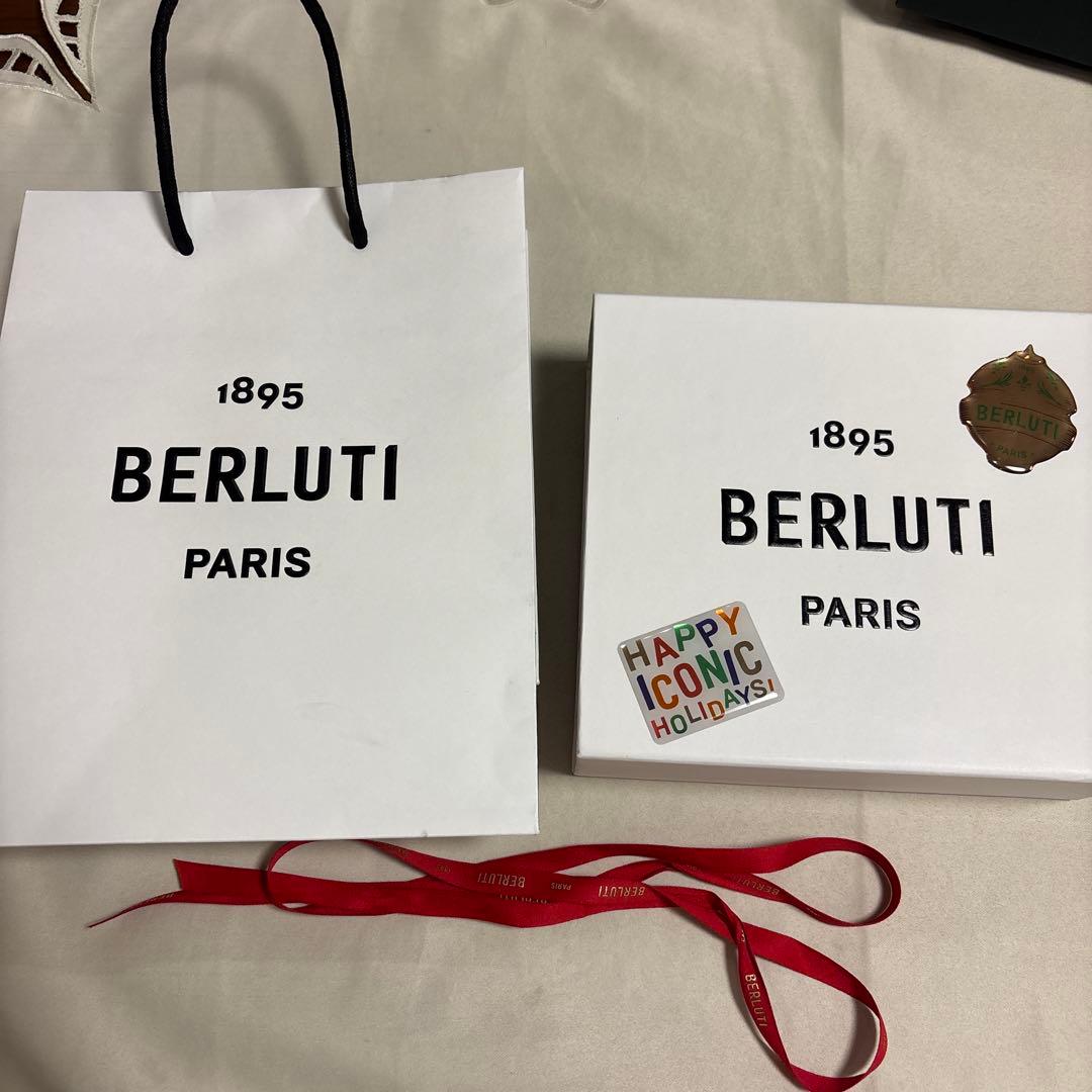 BERLUTI シルクハンカチ