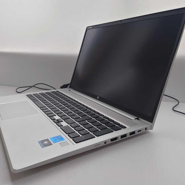 Windowsノート本体 HP ProBook 450 G9 8GB / SSD 256GB /