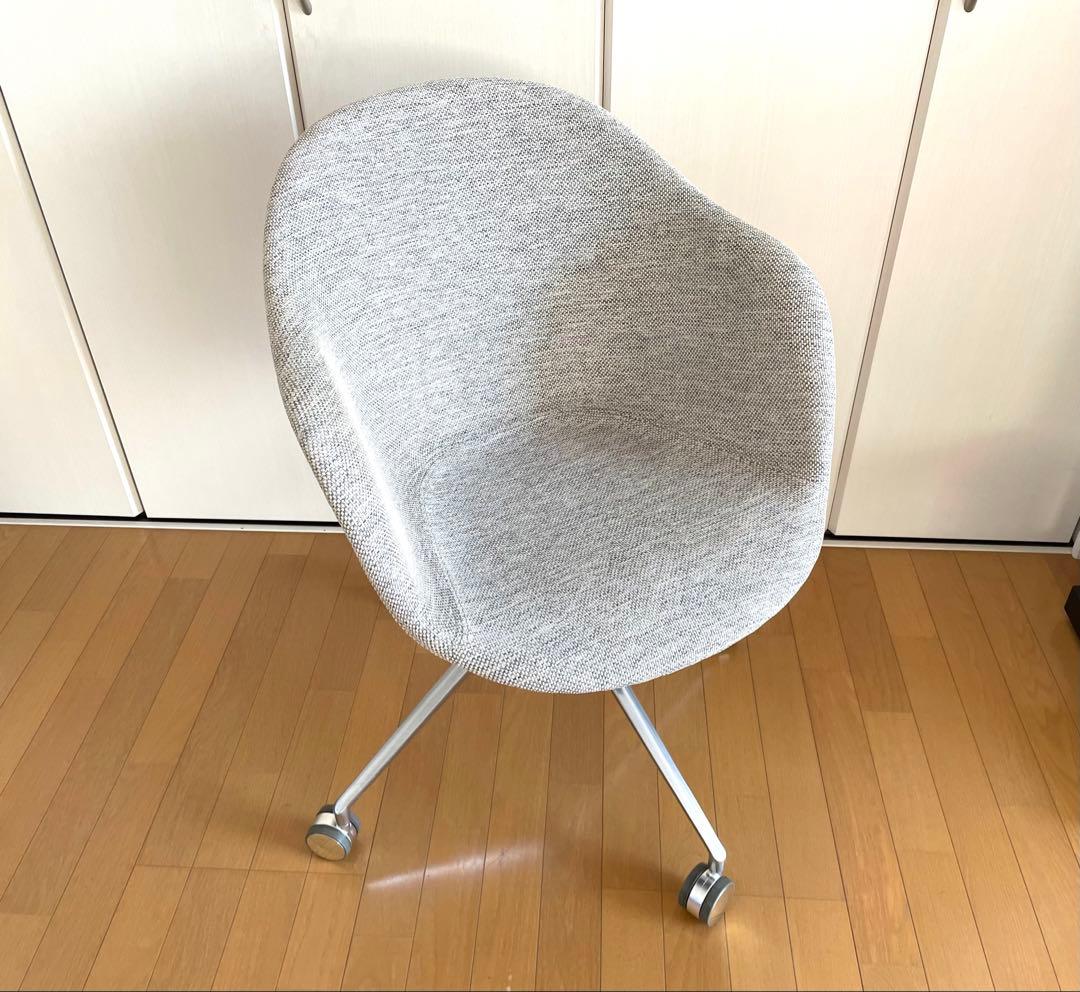 ［BoConcept］ADELAIDE /ライトグレーファブリック・キャスター付