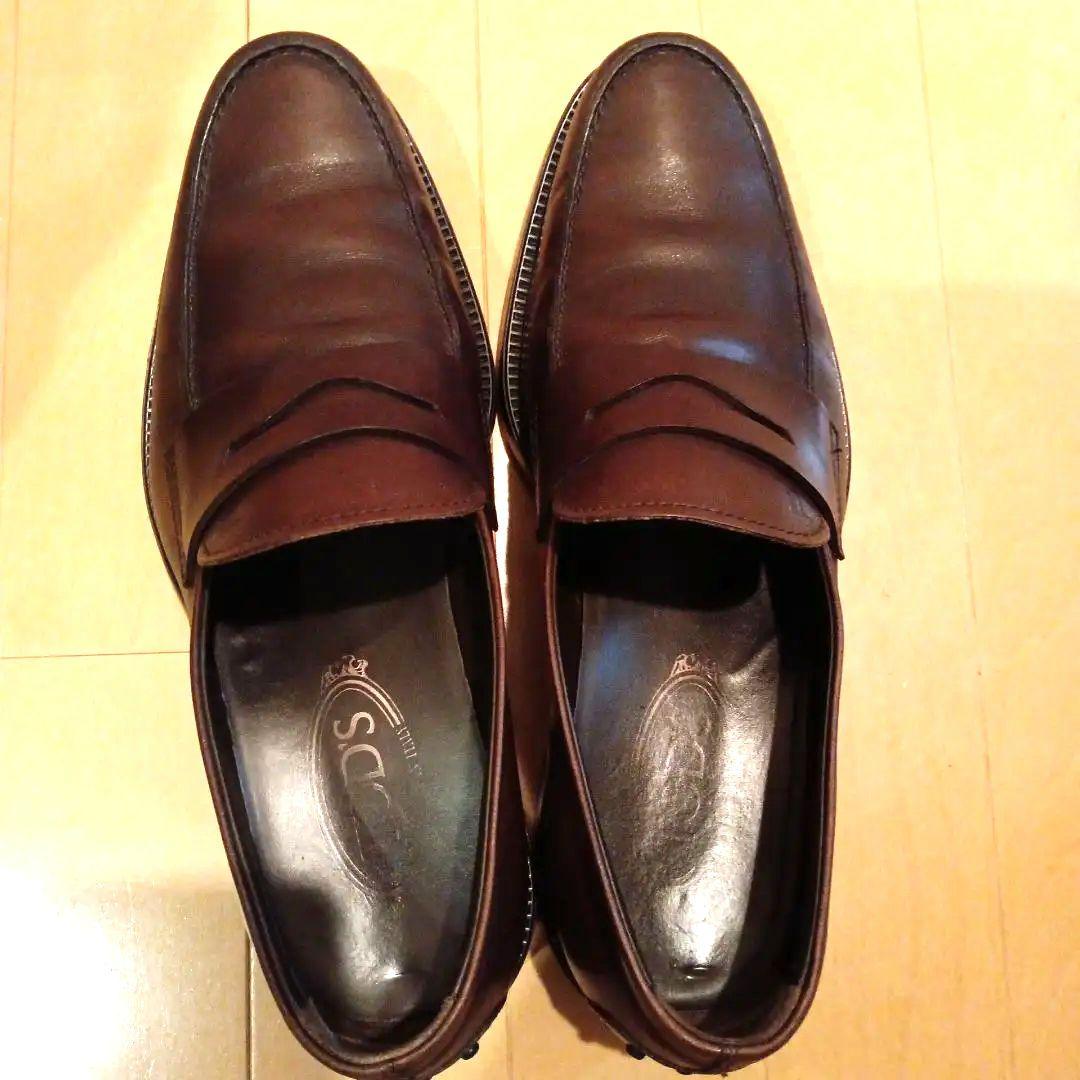 TOD'S　ローファー　本皮