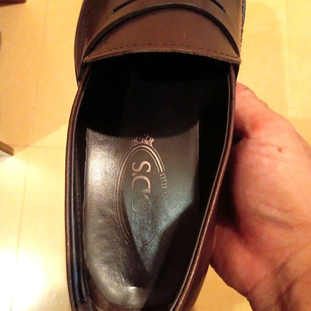 TOD'S　ローファー　本皮