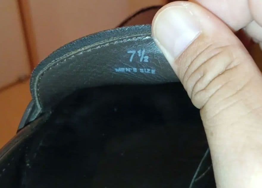 TOD'S　ローファー　本皮